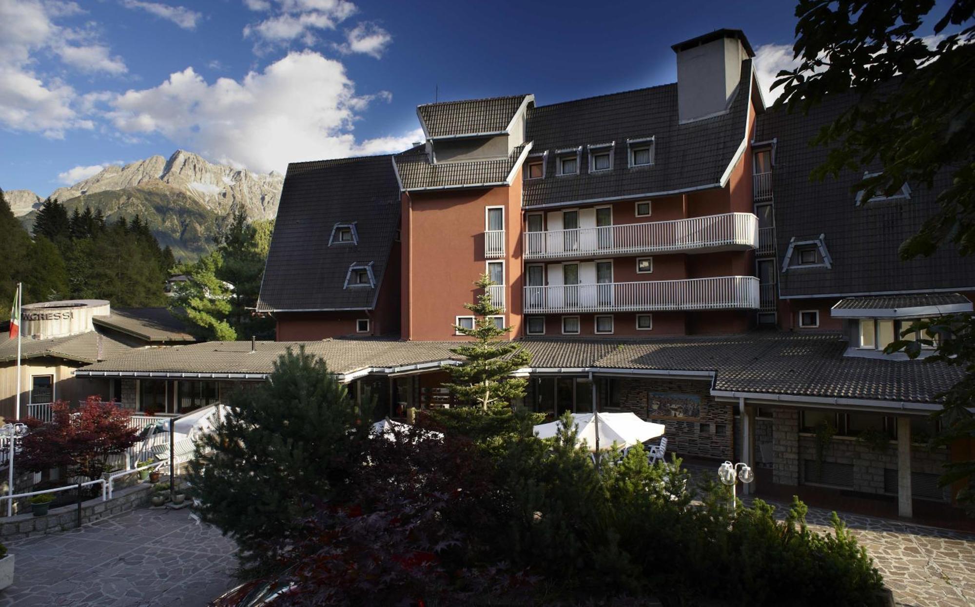 Hotel Mirella Ponte Di Legno Εξωτερικό φωτογραφία