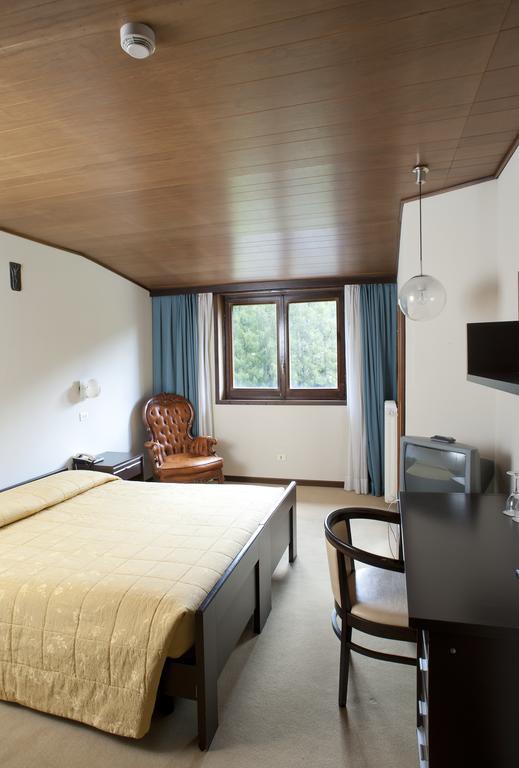 Hotel Mirella Ponte Di Legno Δωμάτιο φωτογραφία