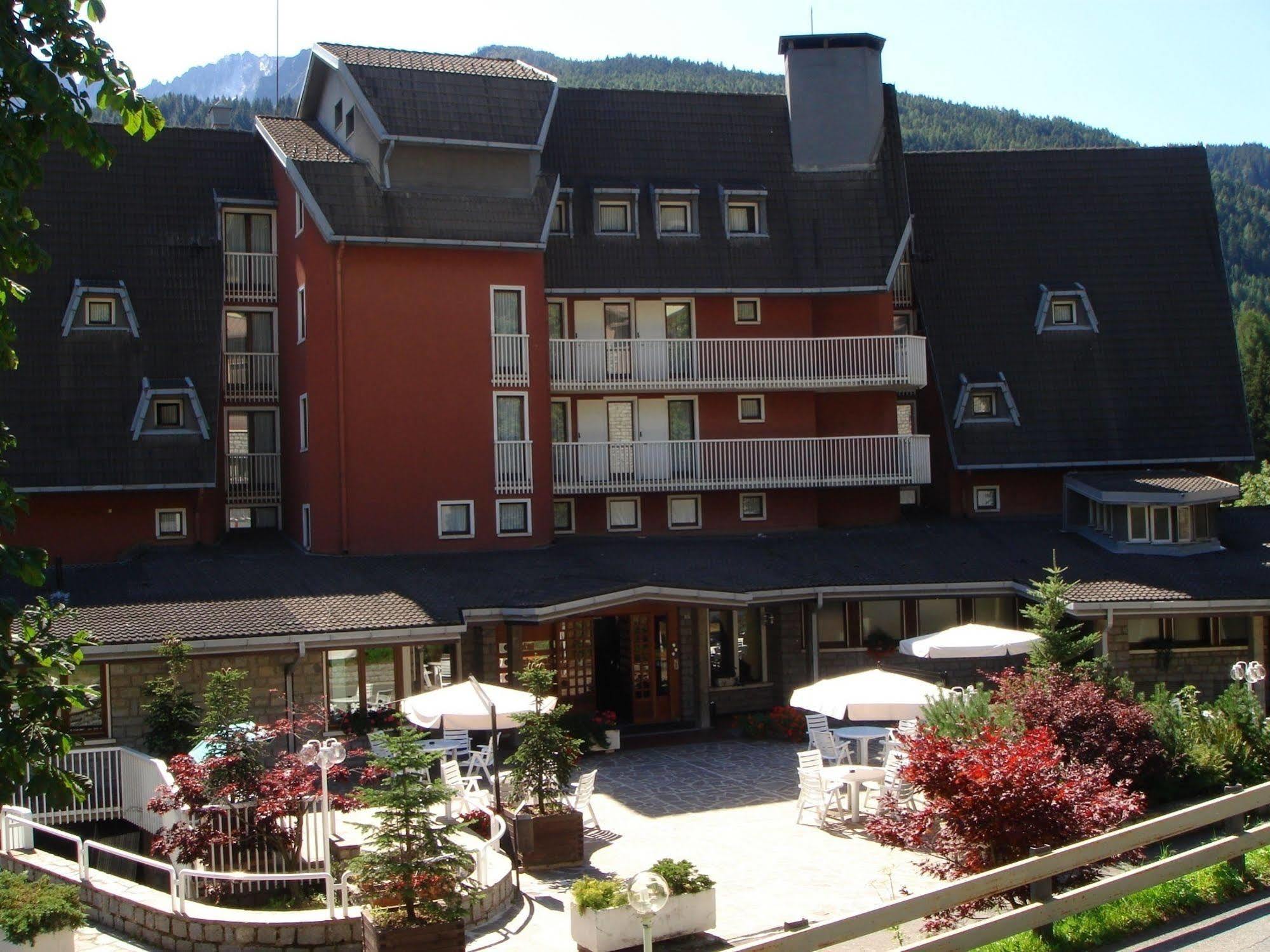 Hotel Mirella Ponte Di Legno Εξωτερικό φωτογραφία